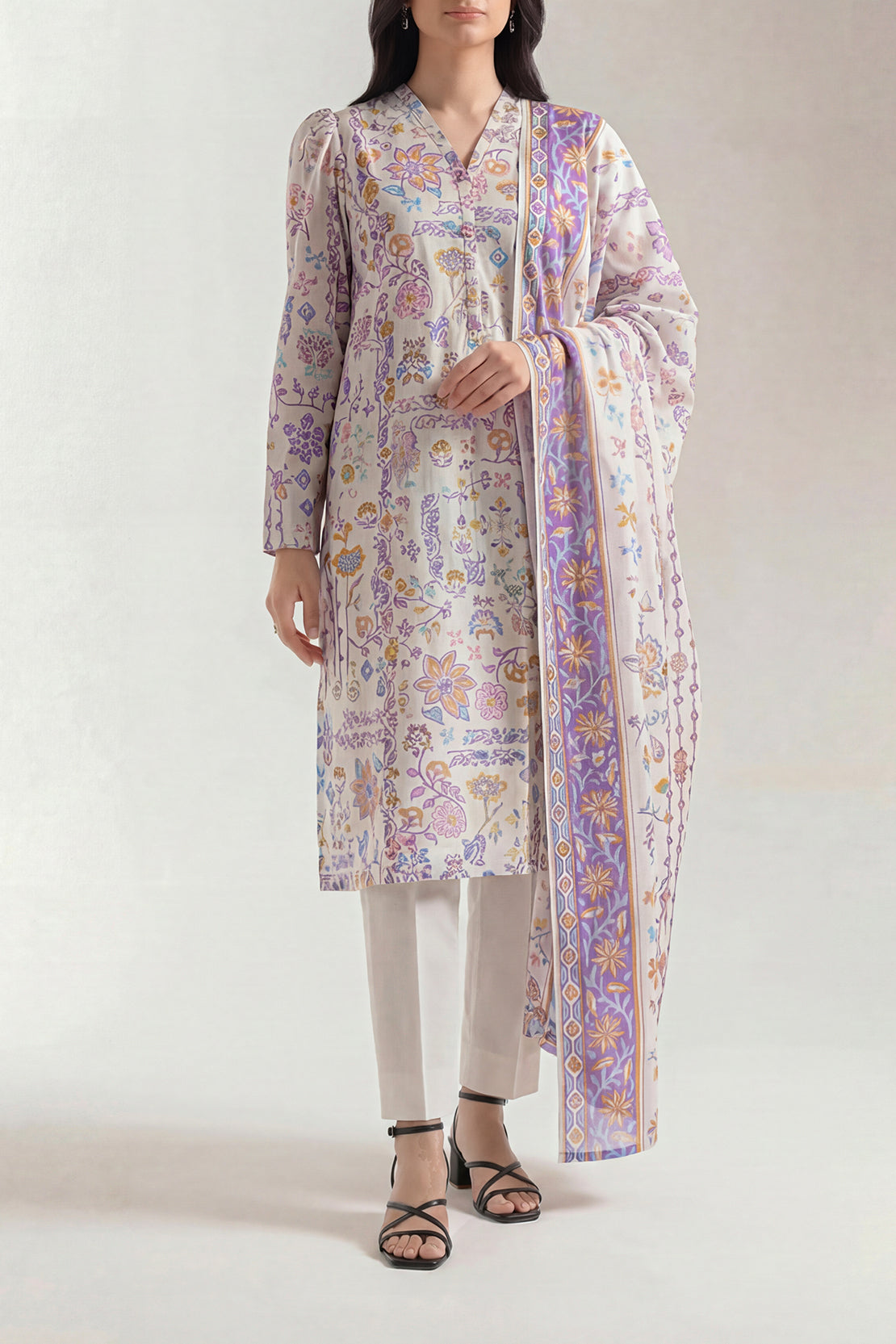 Unstitched Printed Lawn 3 Piece – SAYA