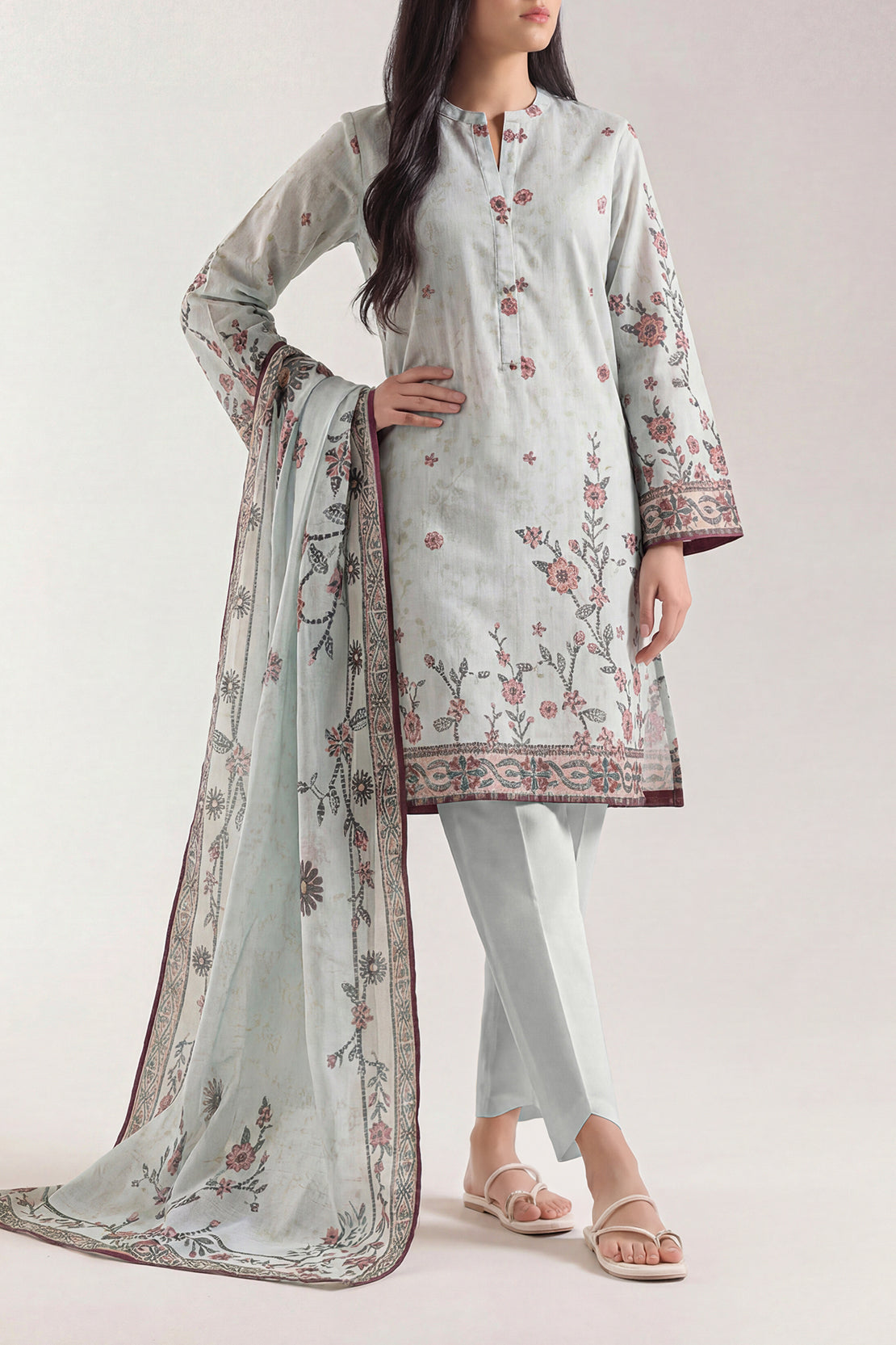Unstitched Printed Lawn 3 Piece – SAYA