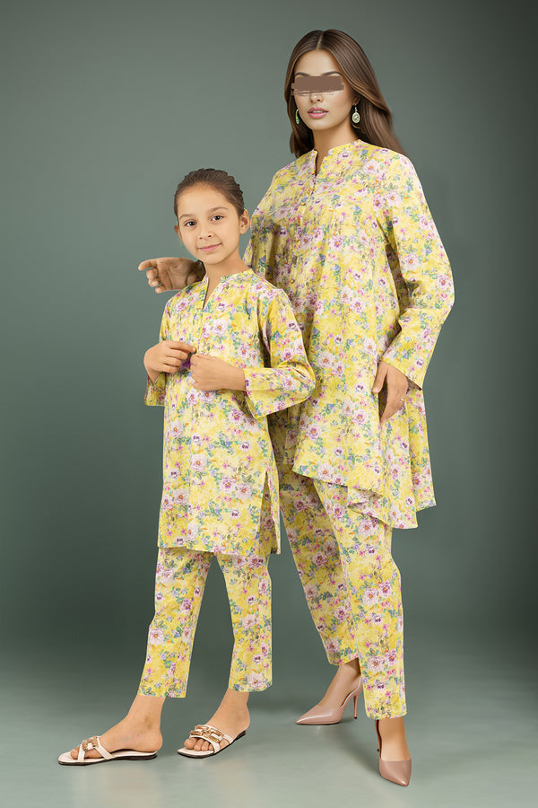 SAYA's Printed Cambric Stitched Mom And Daughter