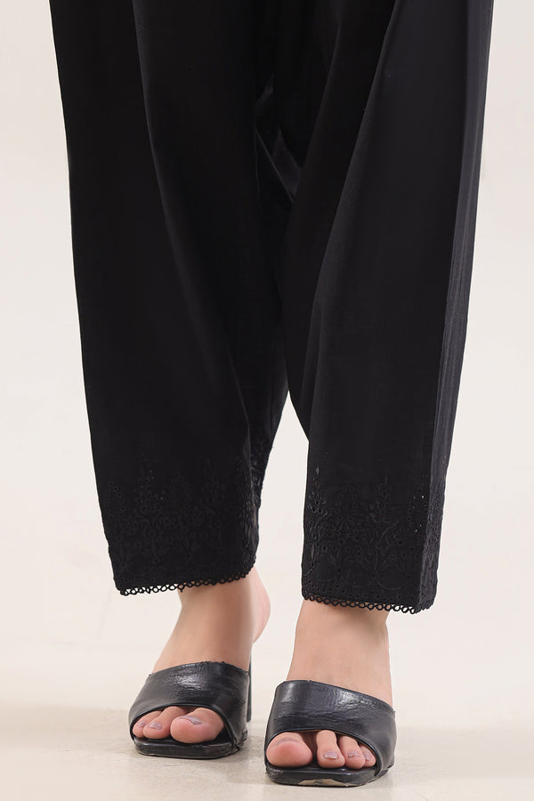 Embroidered Cross Hatch Pant