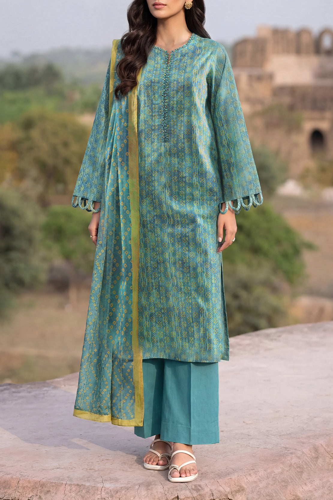 Unstitched Printed Lawn 3 Piece – SAYA