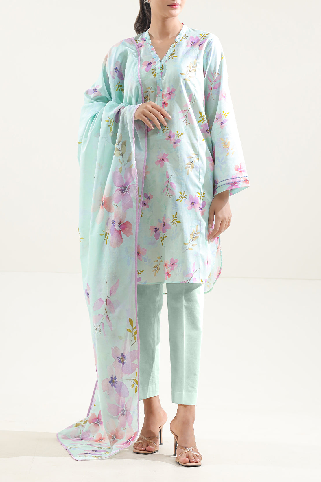 Unstitched Printed Lawn 3 Piece-WUNS-6609 – SAYA