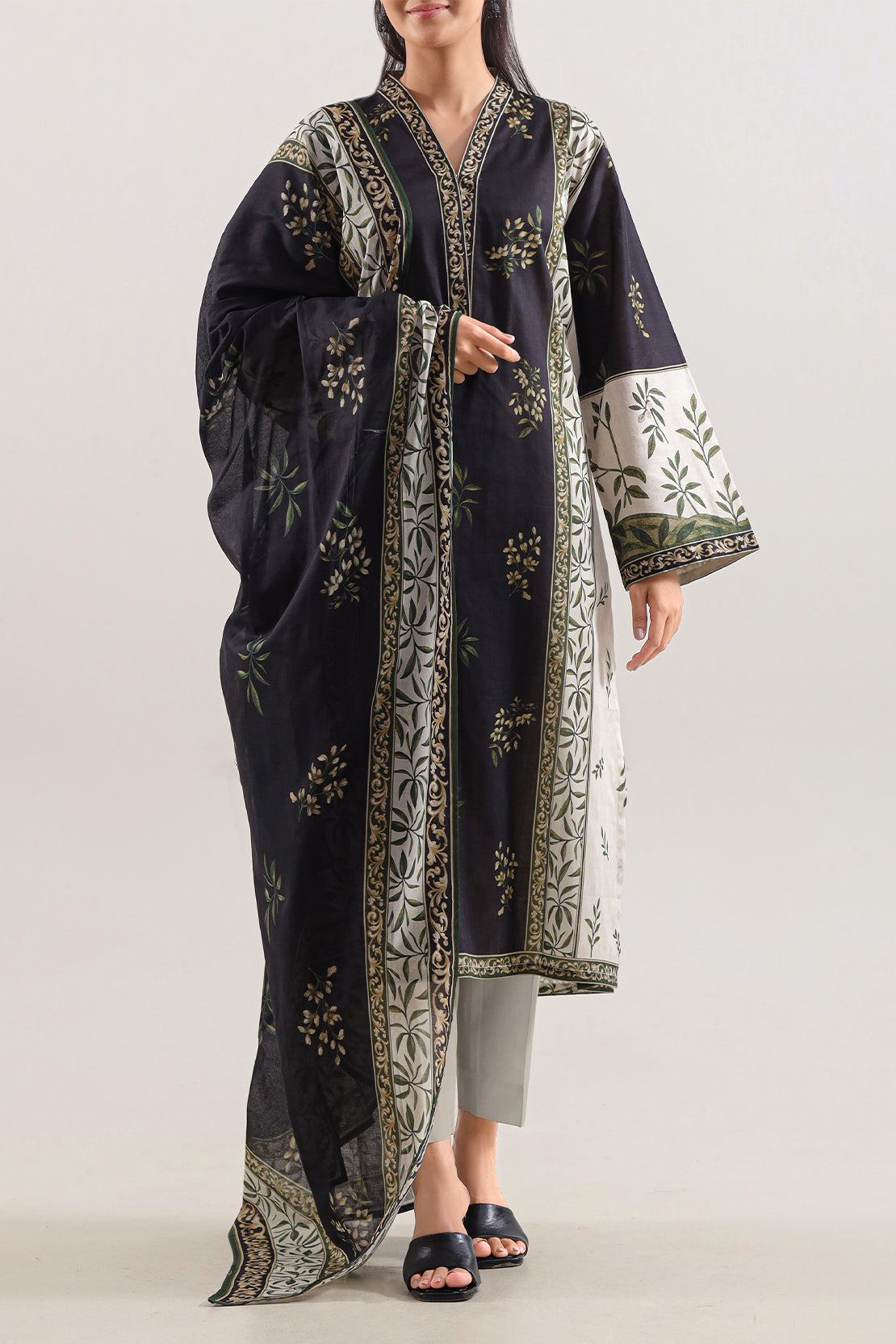 Olive Green Printed Lawn 3-Piece 2