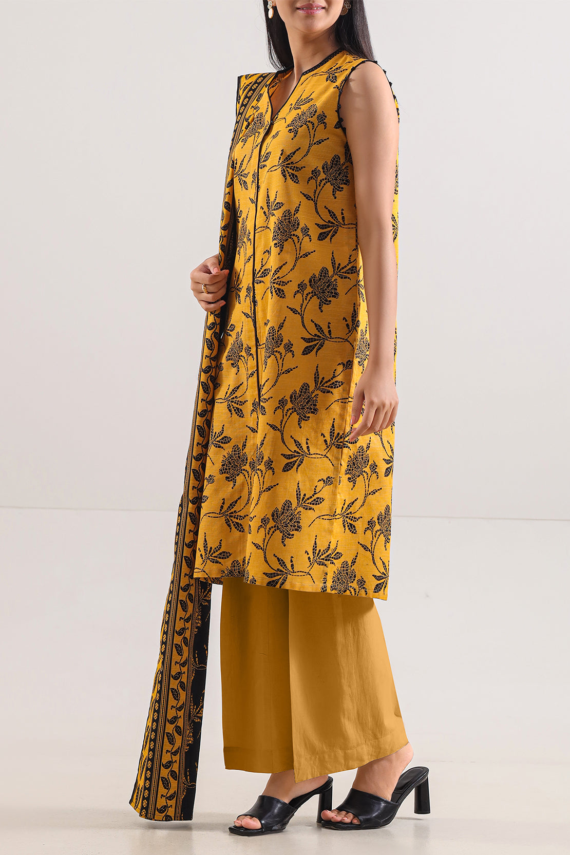 Mustard Printed Lawn 3-Piece 2