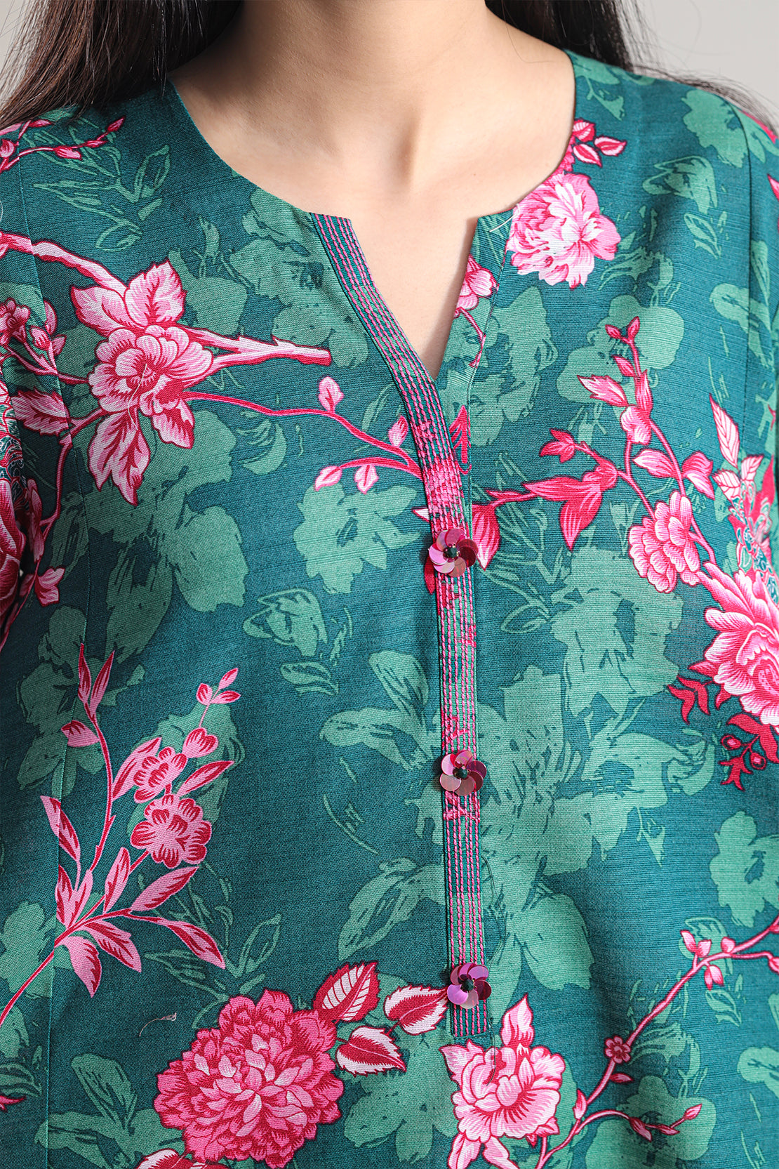 Green Subtle Print Lawn 3-Piece 2