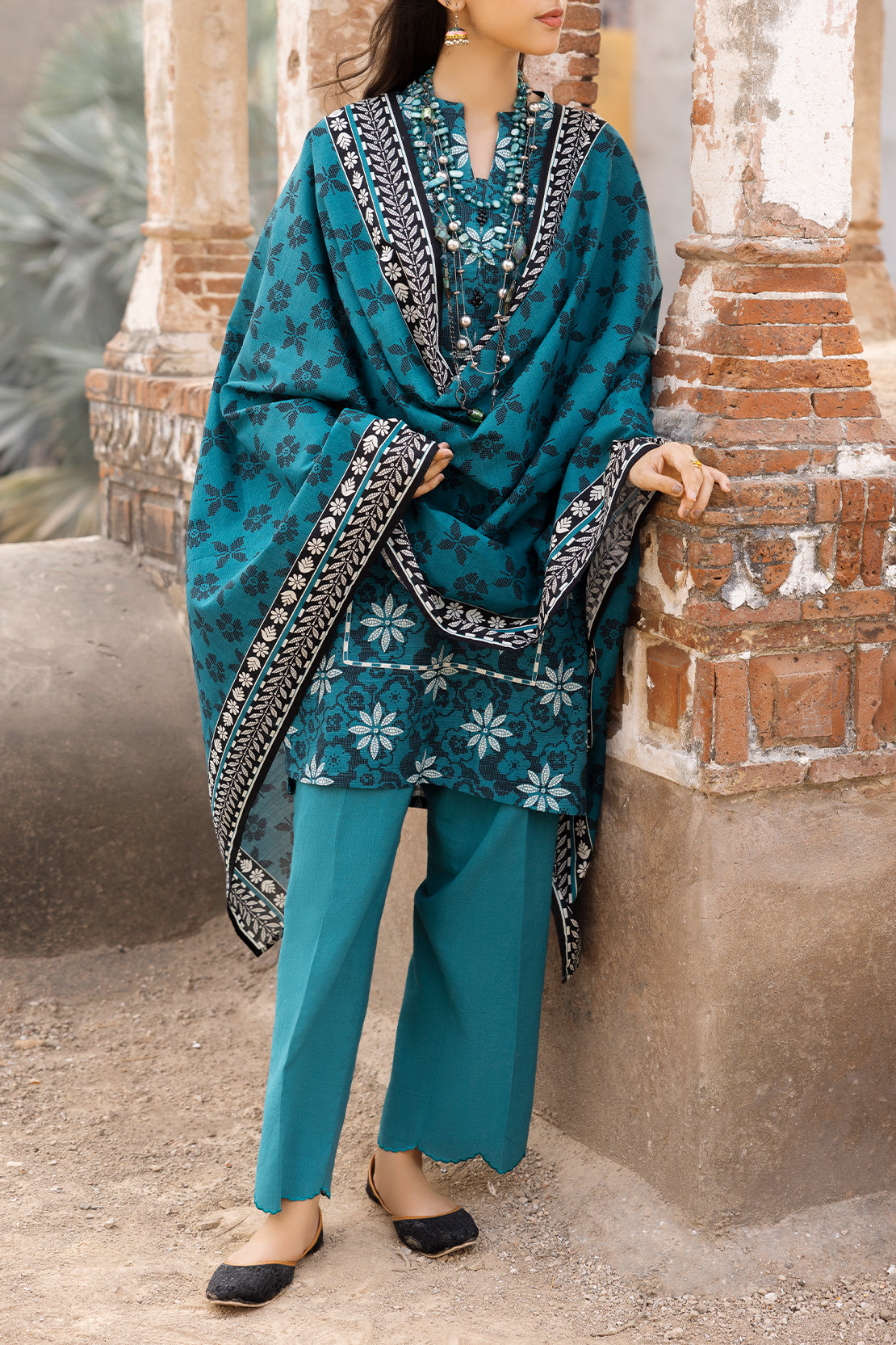 Green Paisley Lawn 3-Piece 3