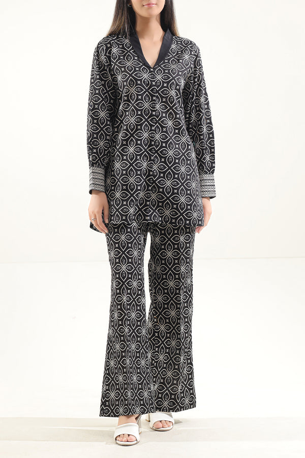 Unstitched Printed Lawn 2 Piece (Shirt/Trouser)