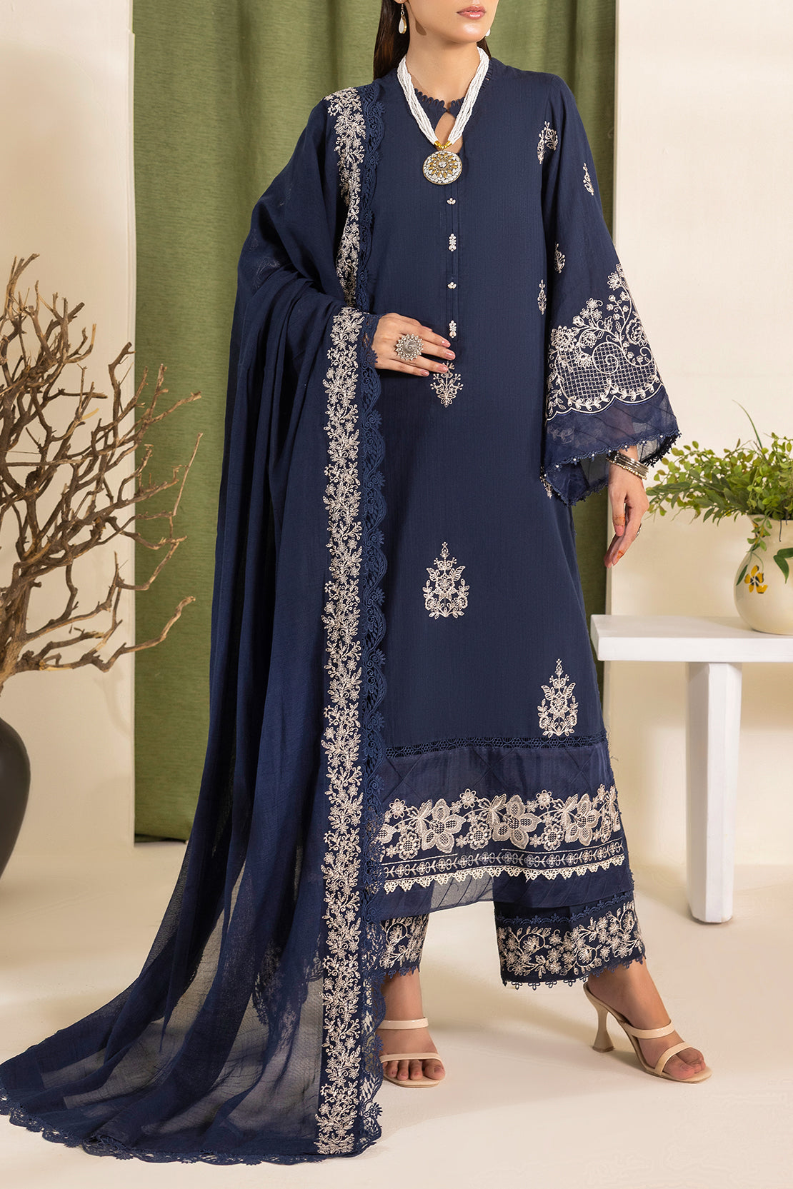 Unstitched Embroidered Self Jacquard 3 Piece-WUNS-6186 – SAYA