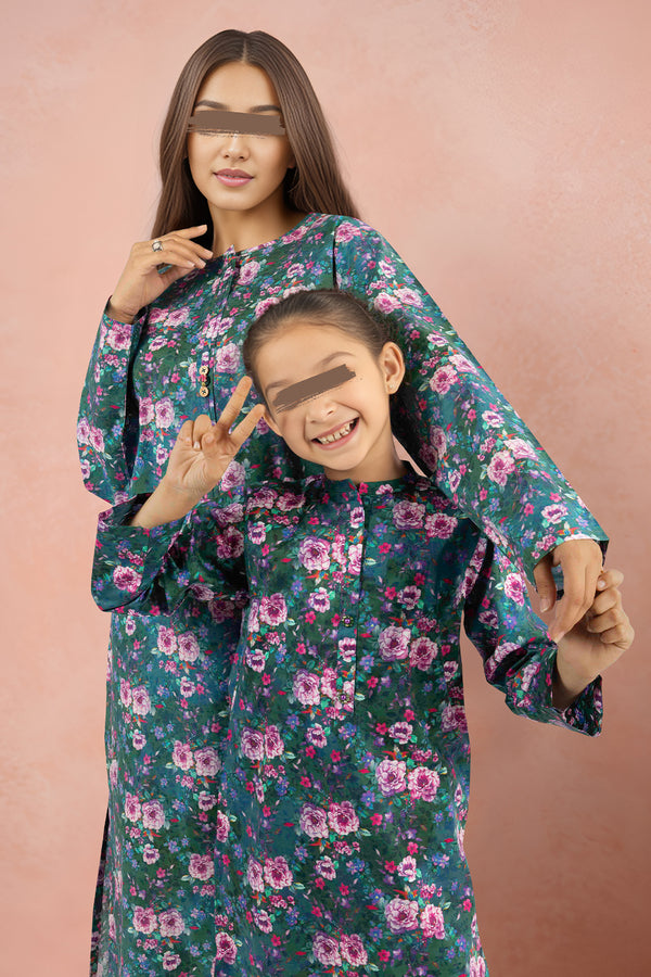 SAYA's Printed Cambric Stitched Mom And Daughter